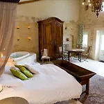 Chateau Latour Segur & 4* Lussac (Gironde)