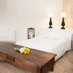 Konukevi Chateau Latour Segur & Lussac (Gironde)