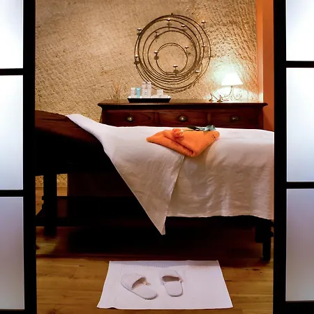 ゲストハウス Chateau Latour Segur &