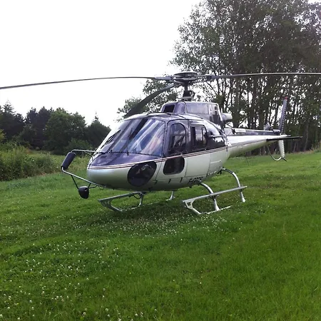 ゲストハウス Chateau Latour Segur &