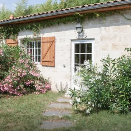 Chateau Latour Segur & 4* Lussac (Gironde)