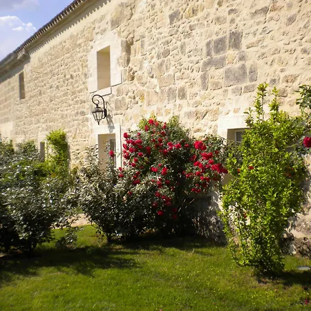 Chateau Latour Segur & Guest house Lussac (Gironde)