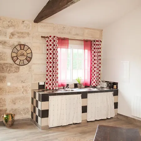 Chateau Latour Segur & 4* Lussac (Gironde)