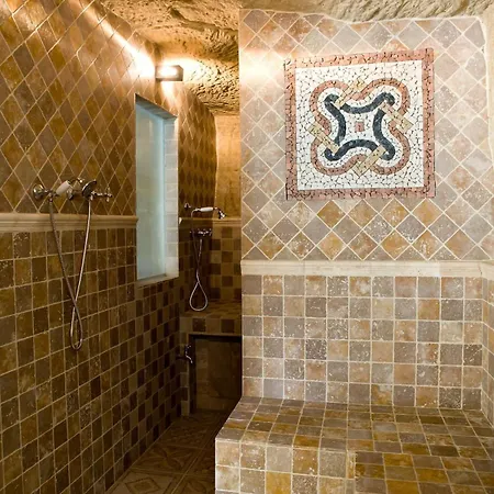 Chateau Latour Segur & Гостевой дом 4*