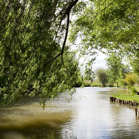 Chateau Latour Segur & Guest house 4*